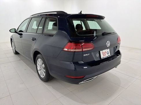 Used 2018 Volkswagen Golf S FWD image 3