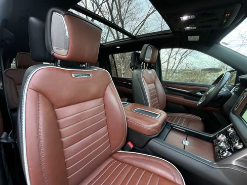 Used 2024 GMC Yukon XL Denali Ultimate image 20