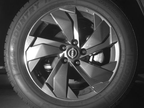 Used 2025 Nissan Rogue SV image 12