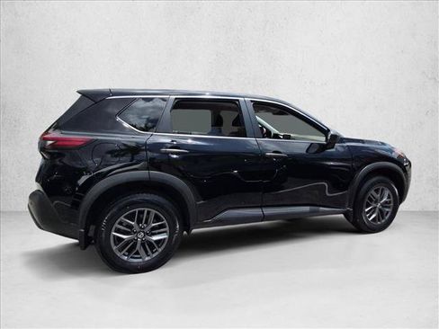 Used 2021 Nissan Rogue S FWD image 4
