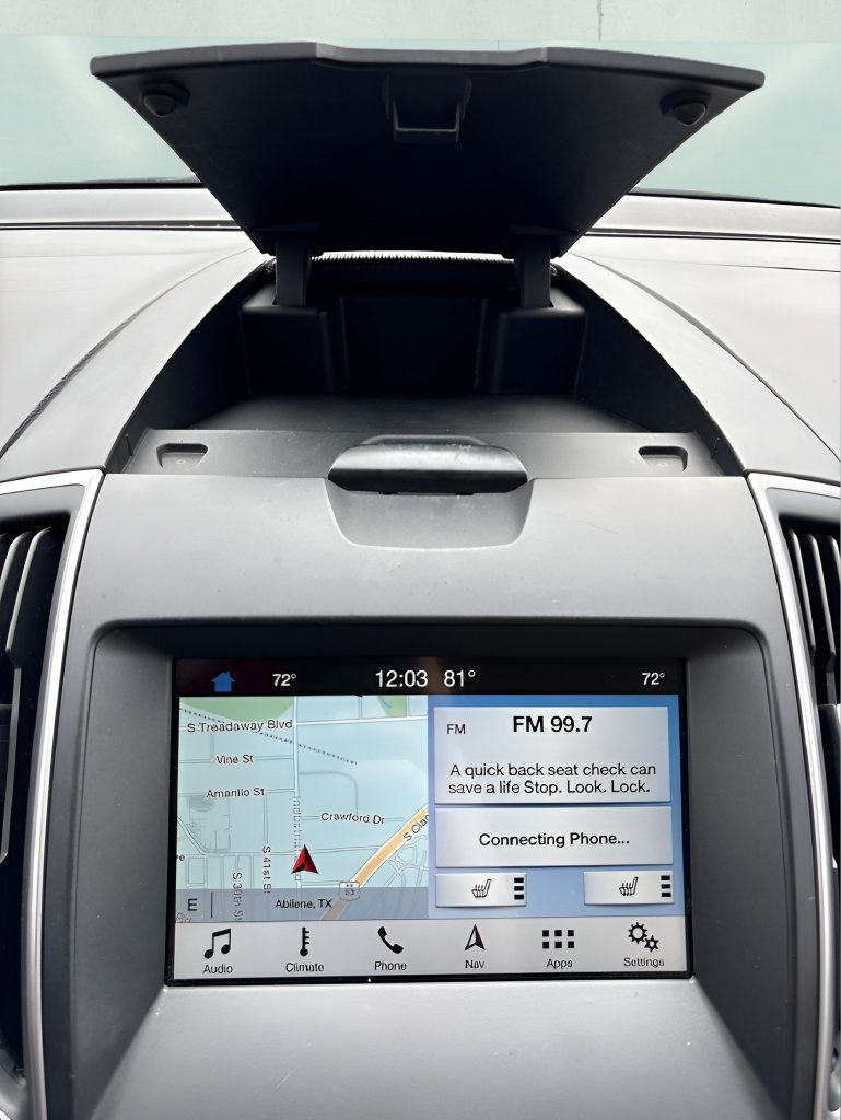 Used 2018 Ford Edge SEL w/ Equipment Group 201A FWD image 27