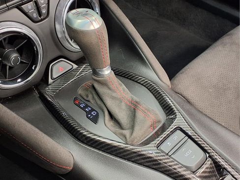 Used 2022 Chevrolet Camaro ZL1 RWD image 10