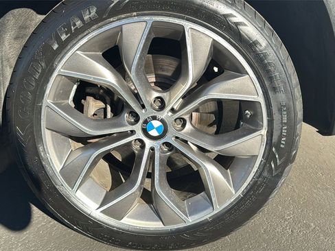 Used 2016 BMW X3 xDrive28i image 9