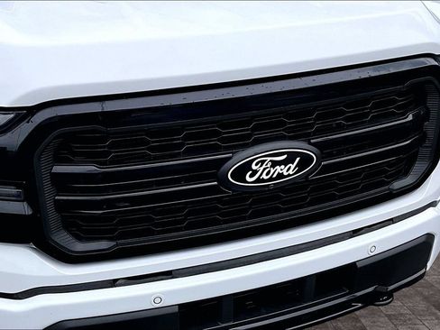Used 2025 Ford F150 Lariat AWD/4WD image 30