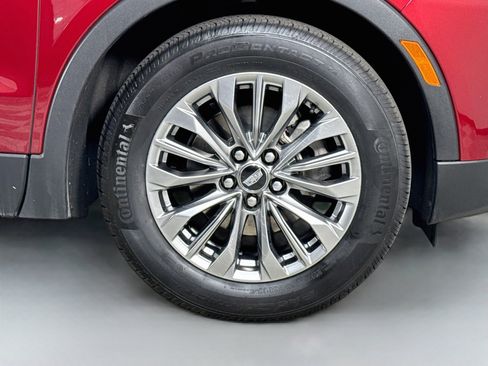 Used 2024 Cadillac XT4 Premium Luxury FWD image 32