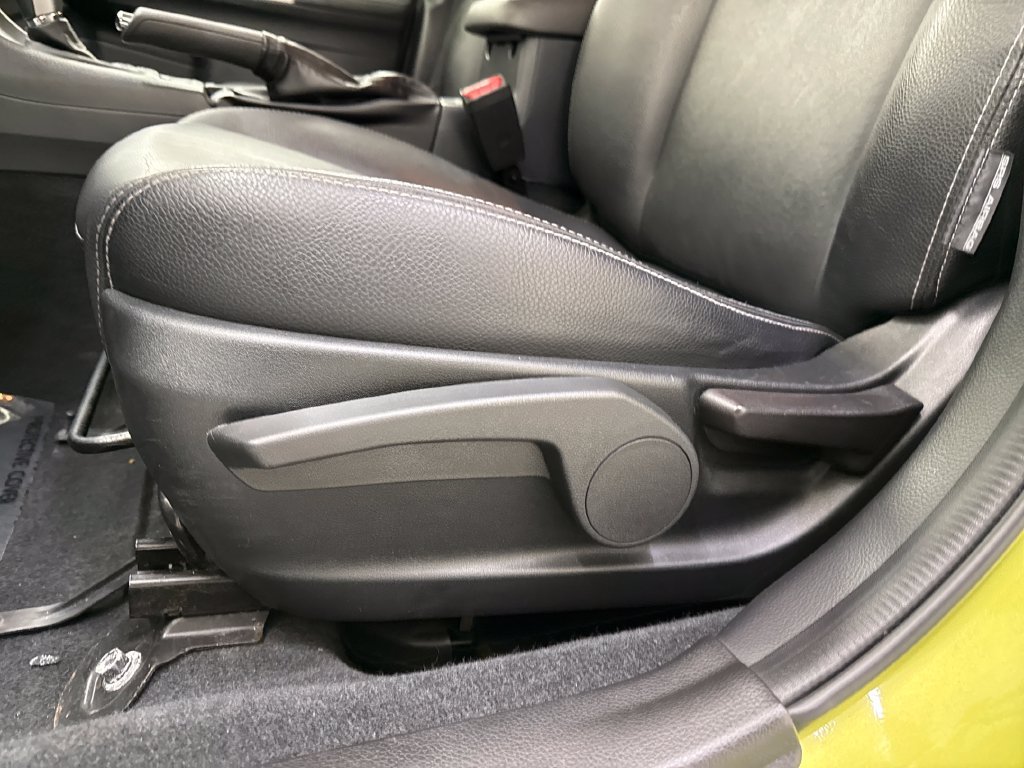 Used 2015 Subaru Crosstrek Touring w/ Popular Package #2 AWD/4WD image 14