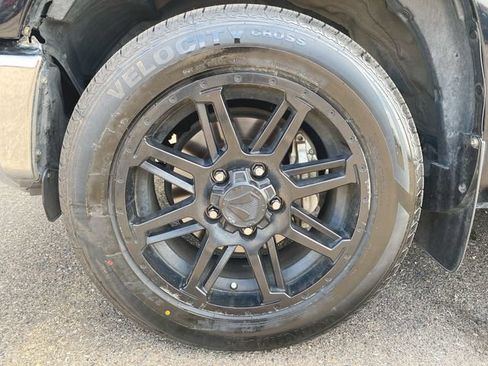 Used 2020 Toyota Tundra SR5 w/ SR5 Upgrade Package RWD image 29