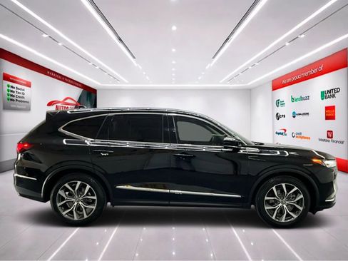 Used 2023 Acura MDX FWD w/ Technology Package image 9