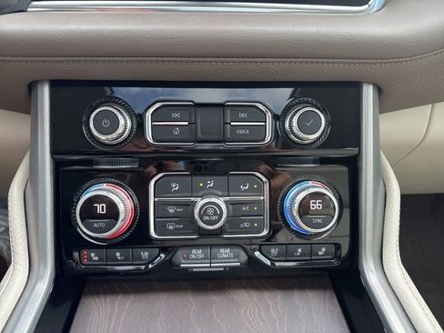 Used 2021 GMC Yukon XL Denali w/ Denali Ultimate Package image 43