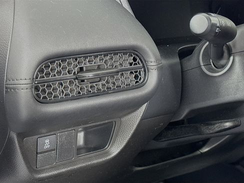 Certified 2023 Honda HR-V LX image 10
