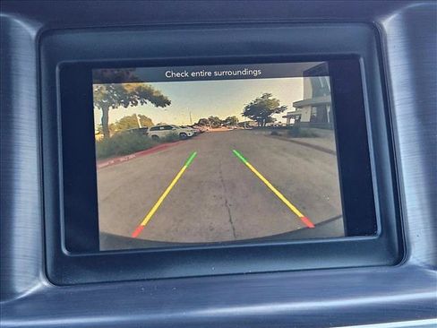 Used 2018 Dodge Charger SXT w/ Blacktop Package RWD image 12
