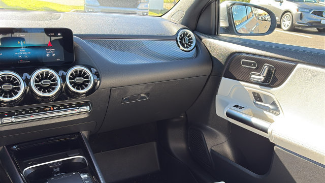 Used 2022 Mercedes-Benz GLA 45 AMG 4MATIC image 26