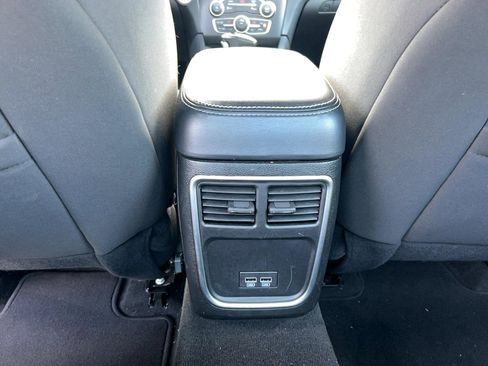 Used 2023 Dodge Charger SXT image 26