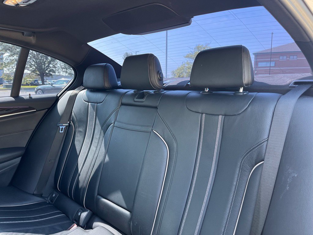 Used 2018 BMW 540i xDrive AWD/4WD image 25