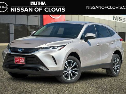 Used 2024 Toyota Venza LE image 1