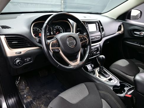Used 2014 Jeep Cherokee Latitude FWD image 15