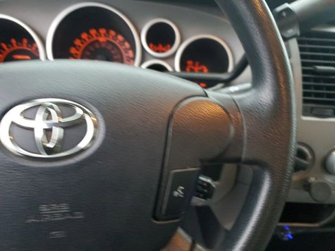 Used 2012 Toyota Tundra 4x4 Double Cab image 17