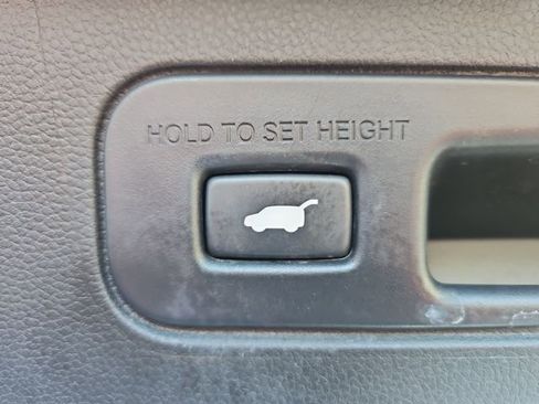 Certified 2024 Honda Pilot Touring image 31