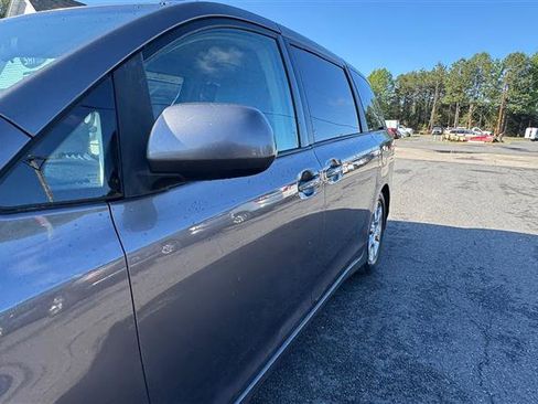 Used 2011 Toyota Sienna SE w/ Preferred Pkg FWD image 13