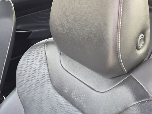 Used 2023 Volkswagen ID.4 Pro S image 17