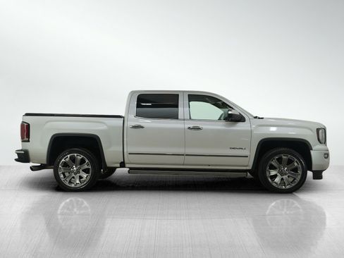 Used 2017 GMC Sierra 1500 Denali w/ Denali Ultimate Package image 7