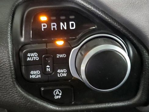 Used 2022 RAM 1500 Big Horn AWD/4WD image 20