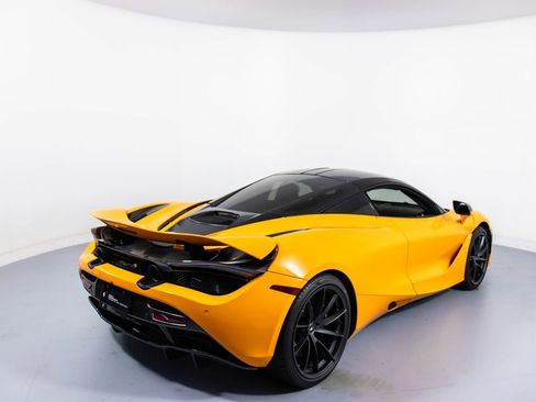 Used 2021 McLaren 720S Performance image 2