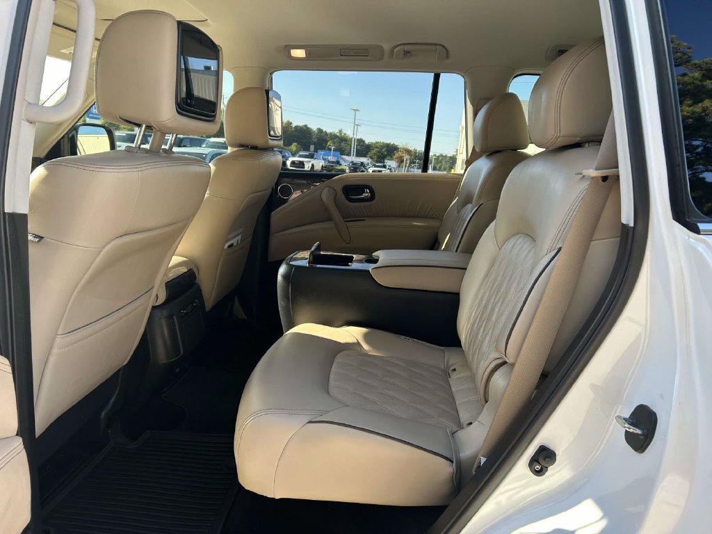 Used 2022 Nissan Armada Platinum w/ Captain's Chairs Package RWD image 11