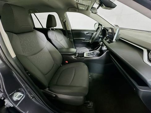 Certified 2024 Toyota RAV4 XLE image 27