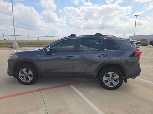 Used 2023 Toyota RAV4 XLE w/ Convenience Package FWD image 6
