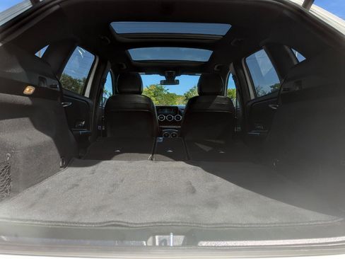 Used 2021 Mercedes-Benz GLA 250 4MATIC image 42