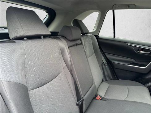 Used 2019 Toyota RAV4 XLE image 30