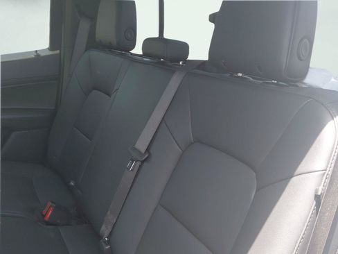 Used 2024 Chevrolet Colorado Trail Boss AWD/4WD image 36