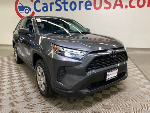 Used 2024 Toyota RAV4 LE image 4