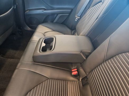 Used 2023 Toyota Camry SE image 29