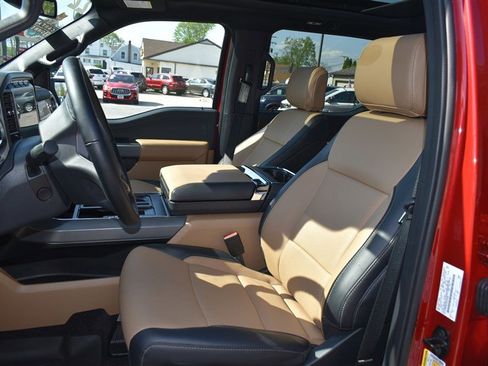 Used 2022 Ford F150 Lariat w/ Equipment Group 502A High image 17