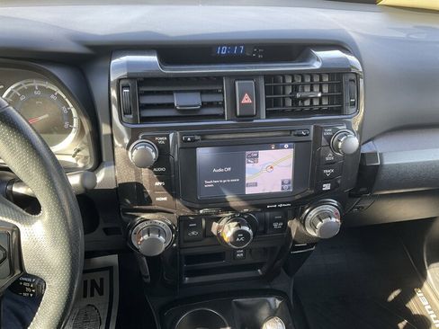 Used 2016 Toyota 4Runner Trail Premium image 33