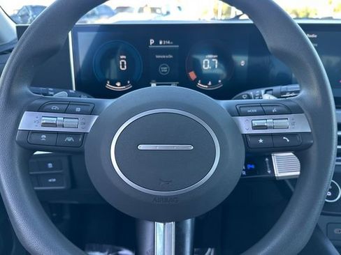 Used 2025 Hyundai Sonata SEL FWD image 26