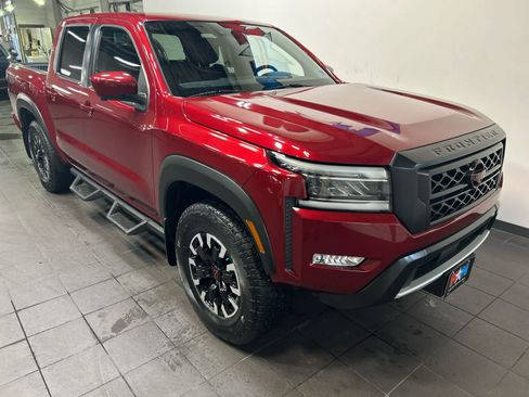 Used 2023 Nissan Frontier PRO-4X w/ Pro Convenience Package AWD/4WD image 2