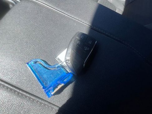 Used 2025 Chevrolet Silverado 3500 LT w/ Safety Package image 11