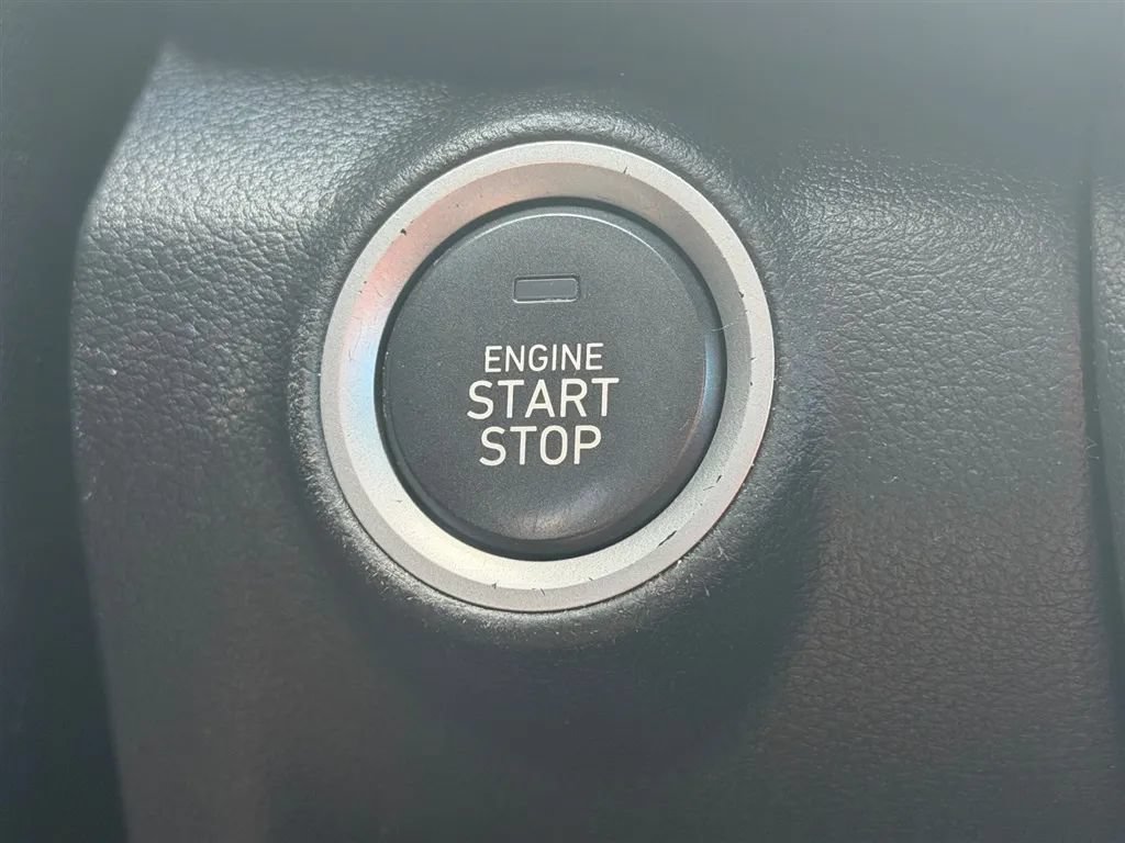 Used 2021 Hyundai Kona SEL FWD image 19