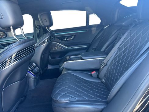 Used 2022 Mercedes-Benz S 580 S 580 image 13