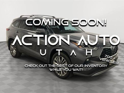 Used 2021 Toyota Highlander Platinum AWD/4WD image 1
