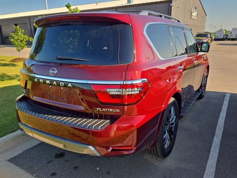 Used 2024 Nissan Armada Platinum w/ Captain's Chairs Package AWD/4WD image 3