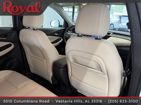 Used 2023 Buick Encore GX Select FWD image 16