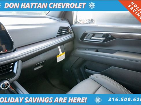 New 2025 Chevrolet Suburban Premier w/ Sun And Tow Package image 15