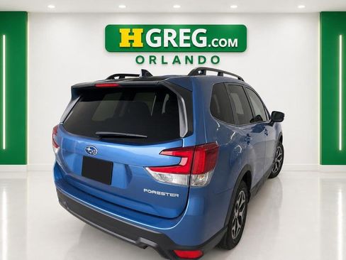 Used 2024 Subaru Forester Premium AWD/4WD image 6