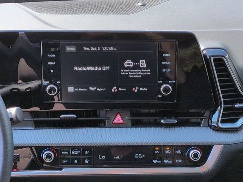 Used 2023 Kia Sportage LX image 17