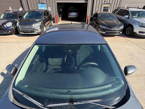 Used 2014 Volkswagen Passat 1.8T S image 9