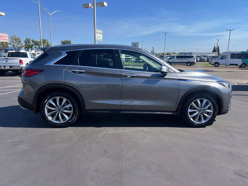 Used 2022 INFINITI QX50 Luxe AWD/4WD image 13